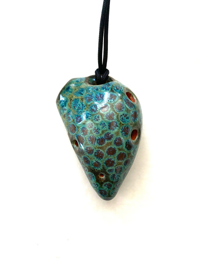 Crossfinger Pendant
